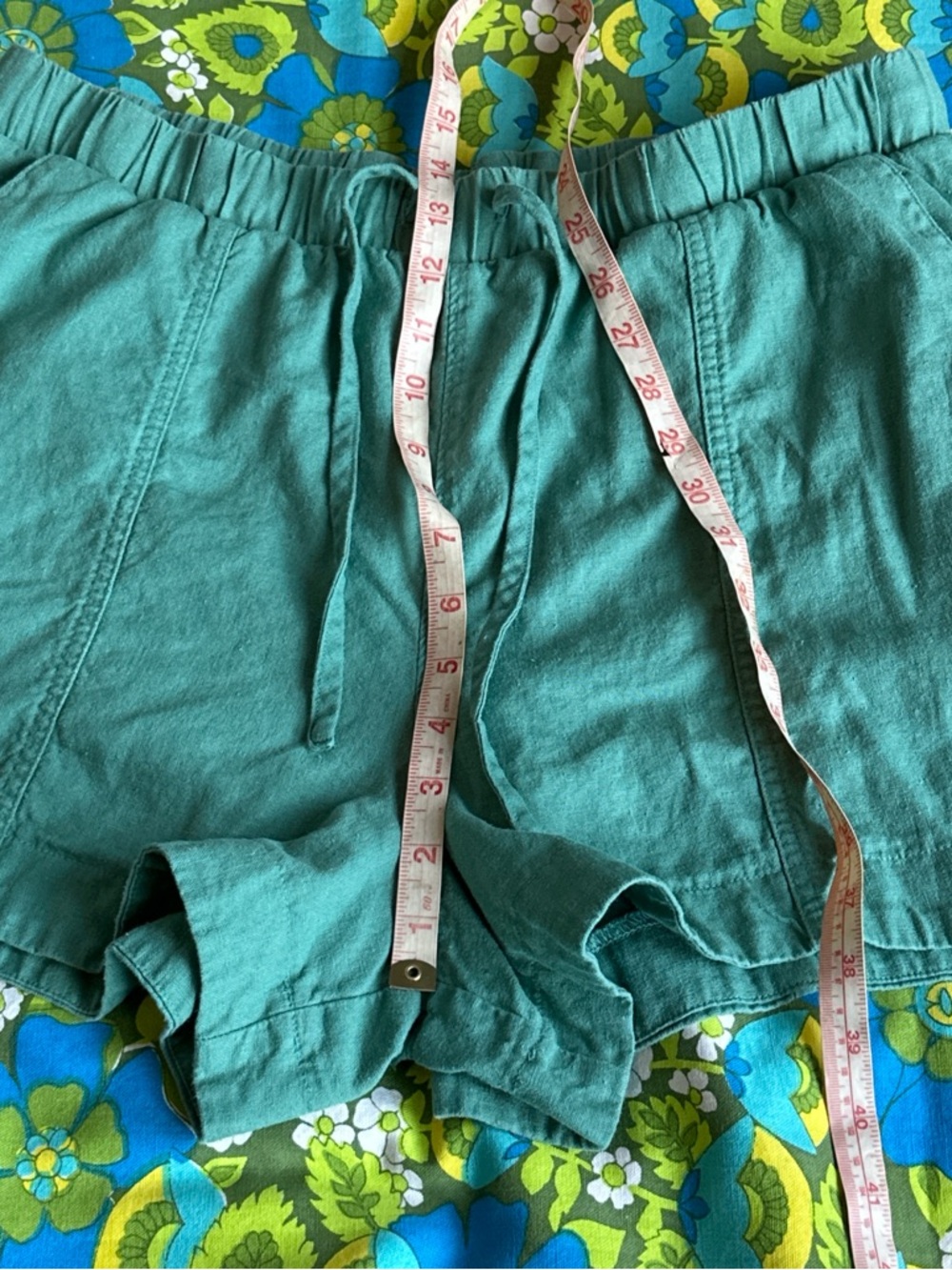 Women’s Elastic-Waist Casual Shorts Old Navy green drawstring summer pockets - Picture 10 of 16